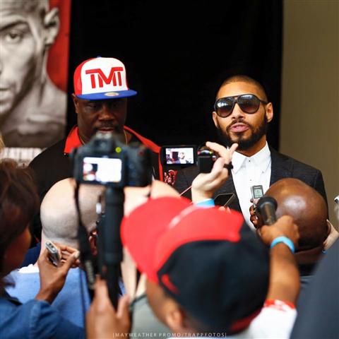 Broner Theophane presser